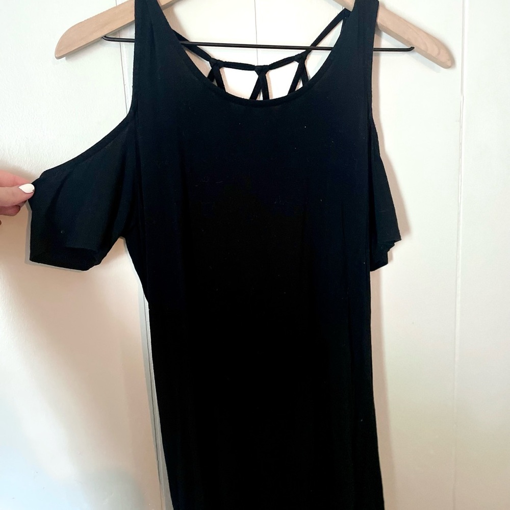 She + Sky cold shoulder blouse